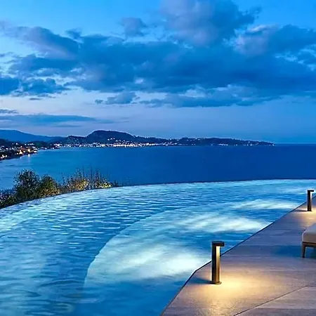 Hotel Ionian Hill 4*